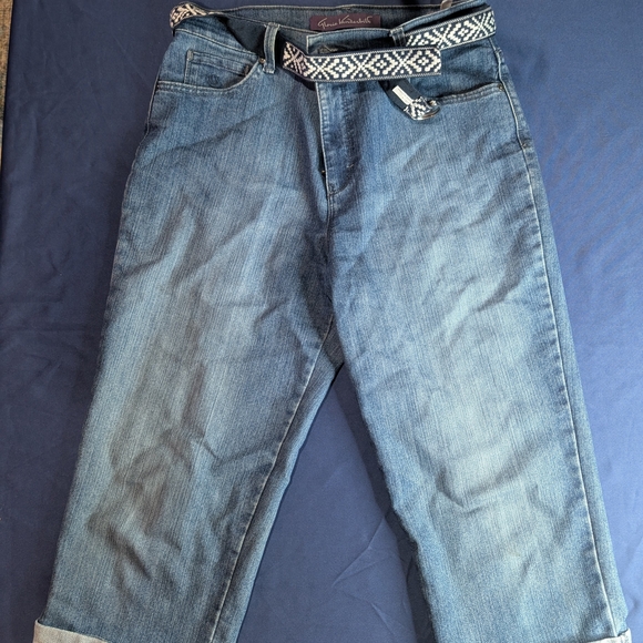 Blue Denim Jeans with Patterned Belt - Picture 1 of 12